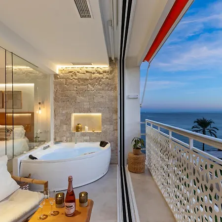 Natural Lägenhet Torremolinos